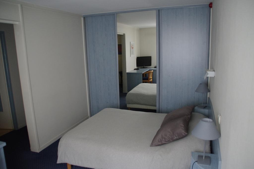 Hotel Lumiere Des Alpes Bron Kamer foto