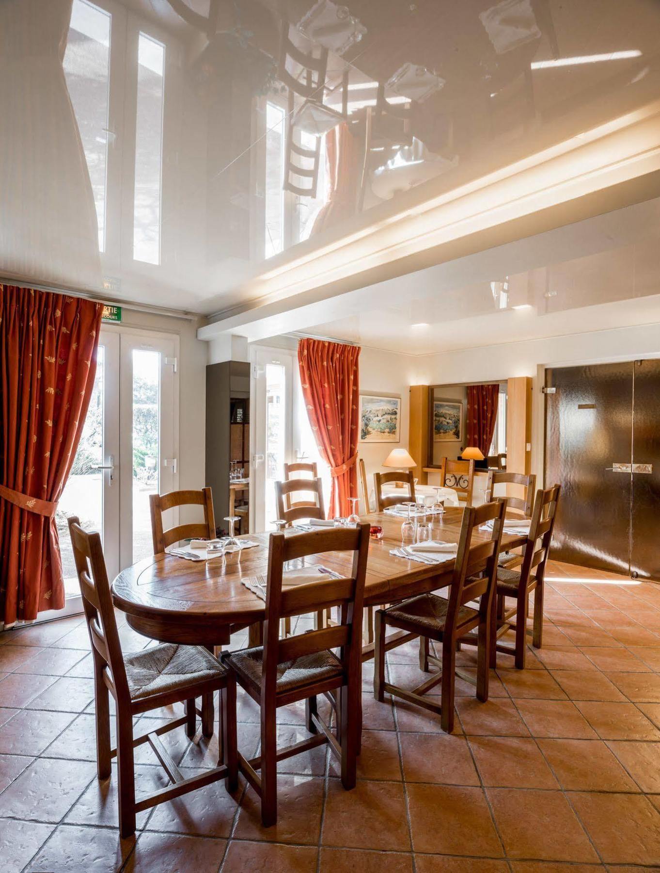 Hotel Lumiere Des Alpes Bron Buitenkant foto